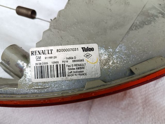 bontott RENAULT TRAFIC Bal első Irányjelző