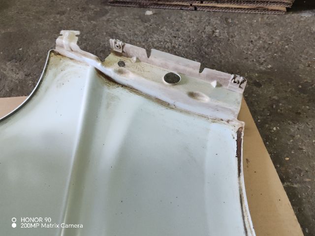 bontott RENAULT TRAFIC Bal első Sárvédő