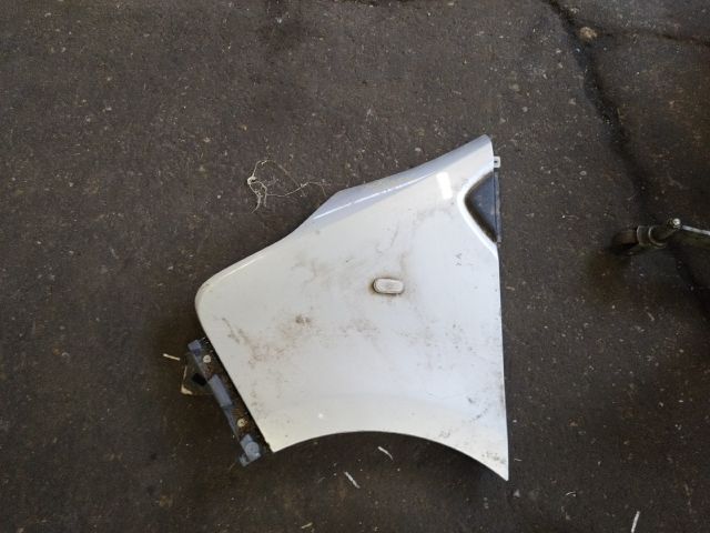 bontott RENAULT TRAFIC Bal első Sárvédő