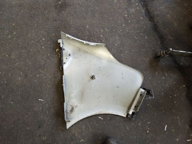 bontott RENAULT TRAFIC Bal első Sárvédő