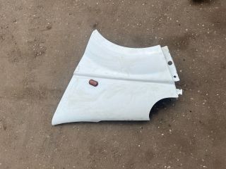 bontott RENAULT TRAFIC Bal első Sárvédő