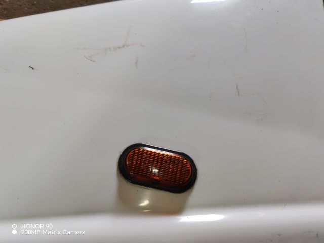 bontott RENAULT TRAFIC Bal első Sárvédő