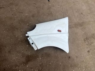 bontott RENAULT TRAFIC Bal első Sárvédő