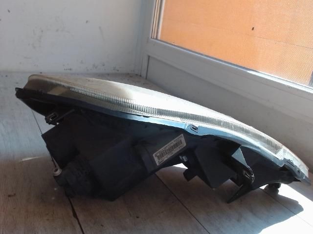 bontott RENAULT TRAFIC Bal Fényszóró