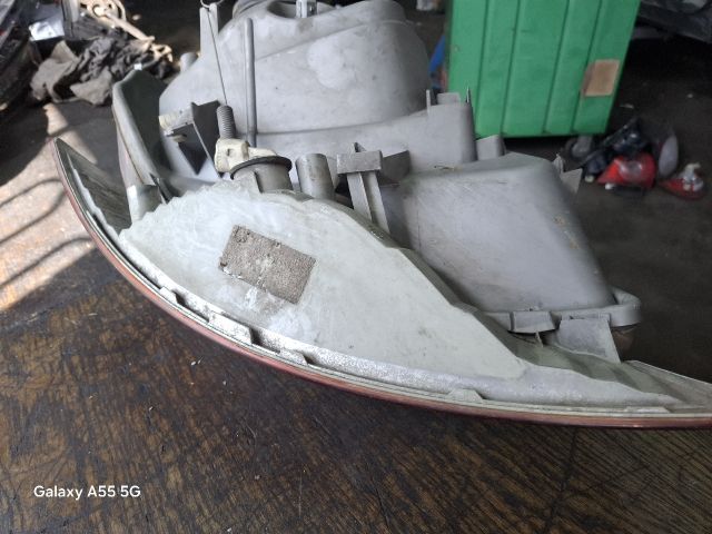 bontott RENAULT TRAFIC Bal Fényszóró