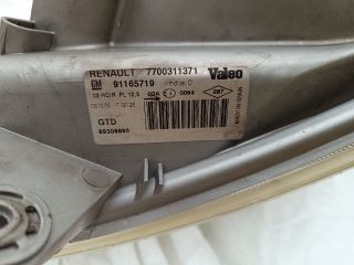 bontott RENAULT TRAFIC Bal Fényszóró