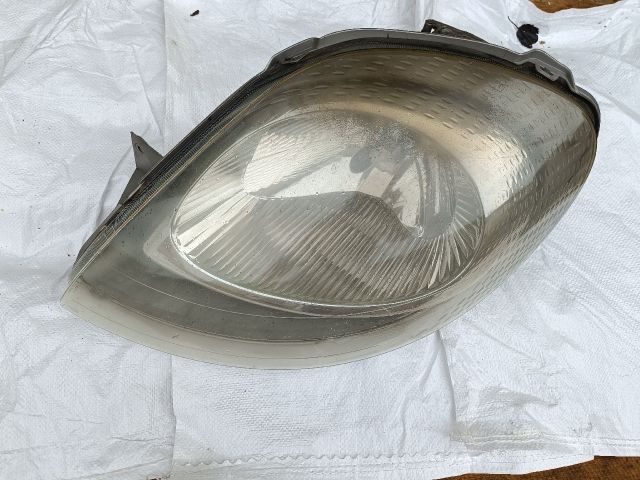 bontott RENAULT TRAFIC Bal Fényszóró