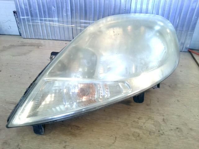 bontott RENAULT TRAFIC Bal Fényszóró