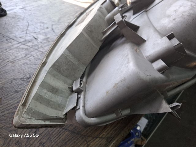 bontott RENAULT TRAFIC Bal Fényszóró