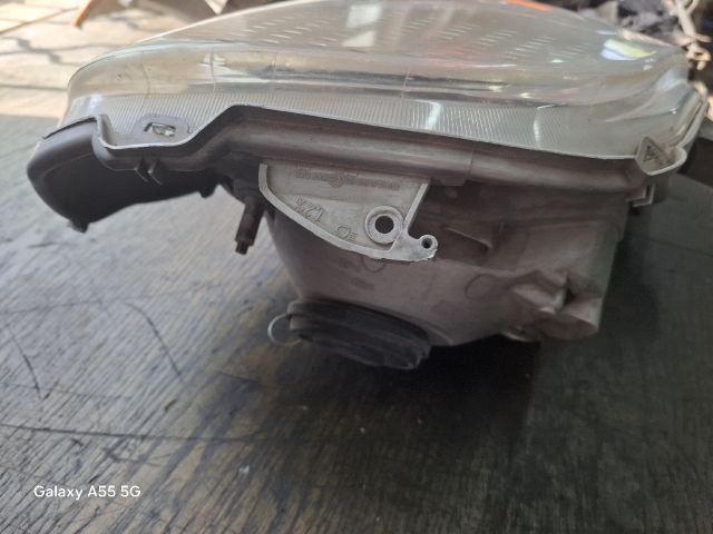 bontott RENAULT TRAFIC Bal Fényszóró