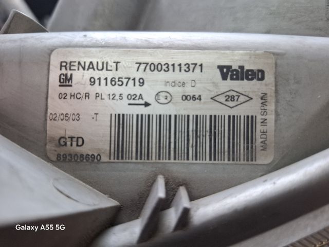 bontott RENAULT TRAFIC Bal Fényszóró