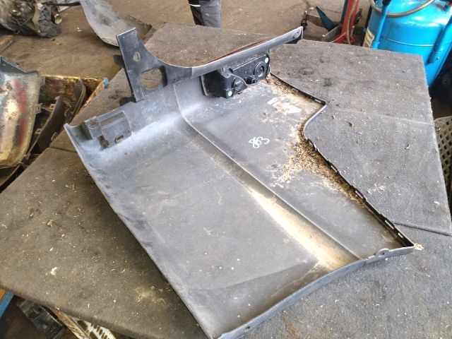 bontott RENAULT TRAFIC Bal hátsó Lökhárító Sarok (Műanyag)