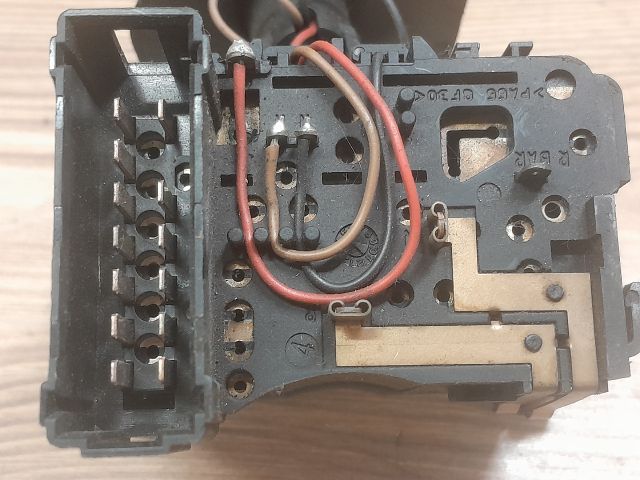 bontott RENAULT TRAFIC Bal Kormánykapcsoló Irányjelző