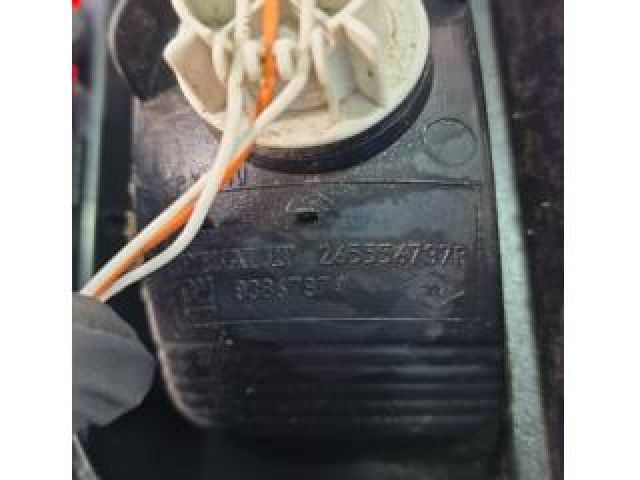 bontott RENAULT TRAFIC Bal Külső Hátsó Lámpa