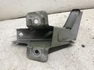 bontott RENAULT TRAFIC Bal Sárvédő Oldaltartó