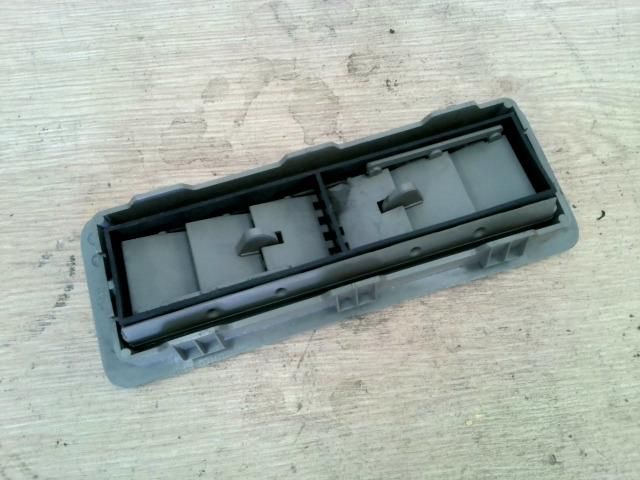 bontott RENAULT TRAFIC Bal Szellőző