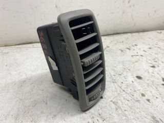 bontott RENAULT TRAFIC Bal Szellőző