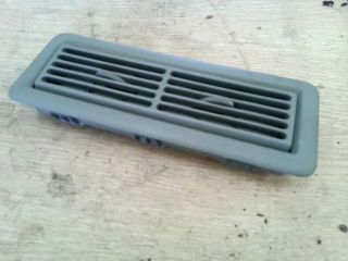 bontott RENAULT TRAFIC Bal Szellőző