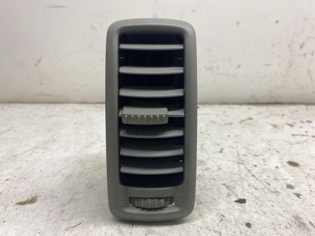 bontott RENAULT TRAFIC Bal Szellőző