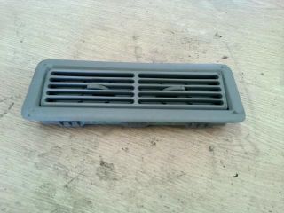 bontott RENAULT TRAFIC Bal Szellőző