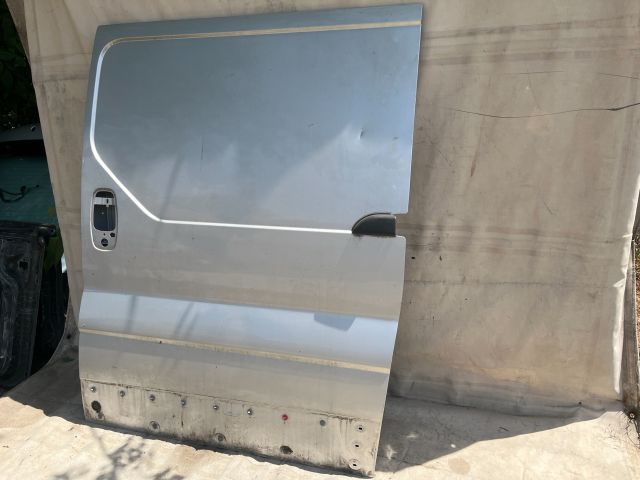 bontott RENAULT TRAFIC Bal Tolóajtó (Üres lemez)