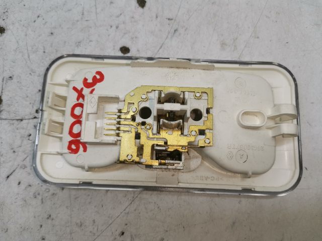 bontott RENAULT TRAFIC Beltér Világítás Első