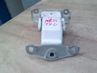 bontott RENAULT TRAFIC Csomagtérajtó Jobb Zsanér