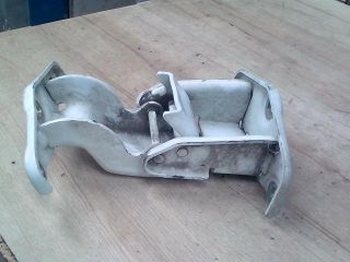 bontott RENAULT TRAFIC Csomagtérajtó Jobb Zsanér