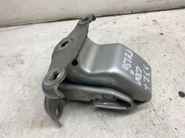 bontott RENAULT TRAFIC Csomagtérajtó Jobb Zsanér