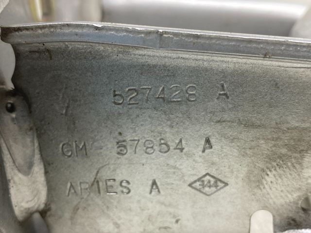 bontott RENAULT TRAFIC Csomagtérajtó Jobb Zsanér