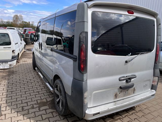 bontott RENAULT TRAFIC Csomagtérajtó Kilincs