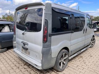 bontott RENAULT TRAFIC Csomagtérajtó Kilincs