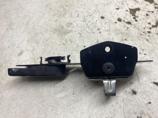 bontott RENAULT TRAFIC Csomagtérajtó Kilincs