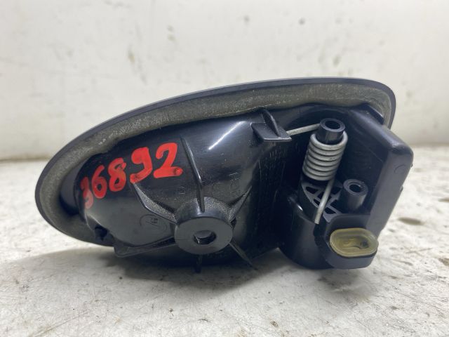 bontott RENAULT TRAFIC Csomagtérajtó Kilincs