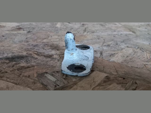 bontott RENAULT TRAFIC Csomagtérajtó Ütköző