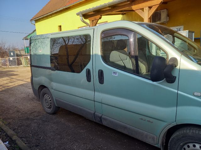 bontott RENAULT TRAFIC Első Ablakmosó Fúvóka