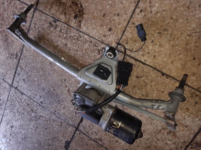 bontott RENAULT TRAFIC Első Ablaktörlő Szerkezet Motorral