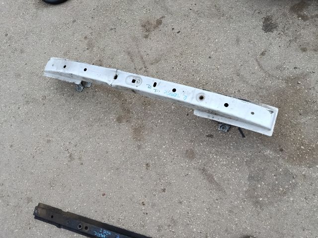 bontott RENAULT TRAFIC Első Lökhárító Merevítő (Fém)