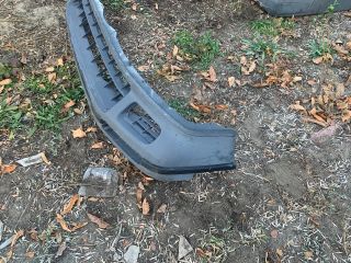 bontott RENAULT TRAFIC Első Lökhárító (Részeivel)