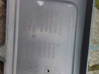 bontott RENAULT TRAFIC Első Lökhárító (Részeivel)