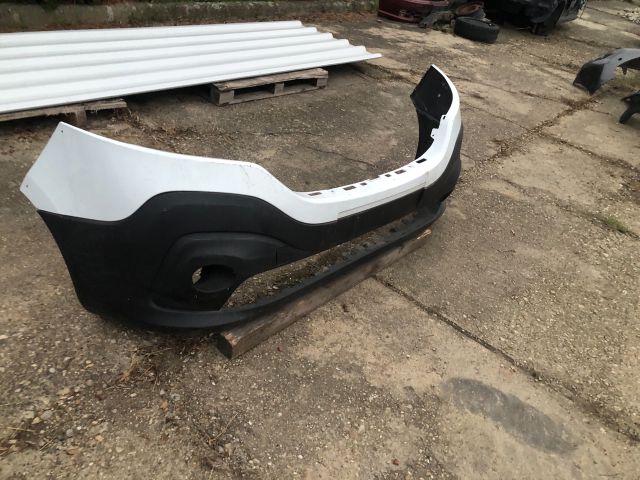 bontott RENAULT TRAFIC Első Lökhárító (Üresen)