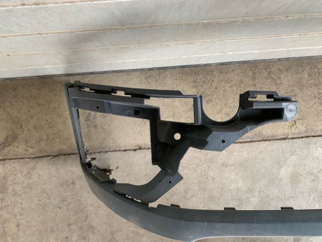 bontott RENAULT TRAFIC Első Lökhárító (Üresen)