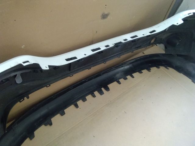 bontott RENAULT TRAFIC Első Lökhárító (Üresen)