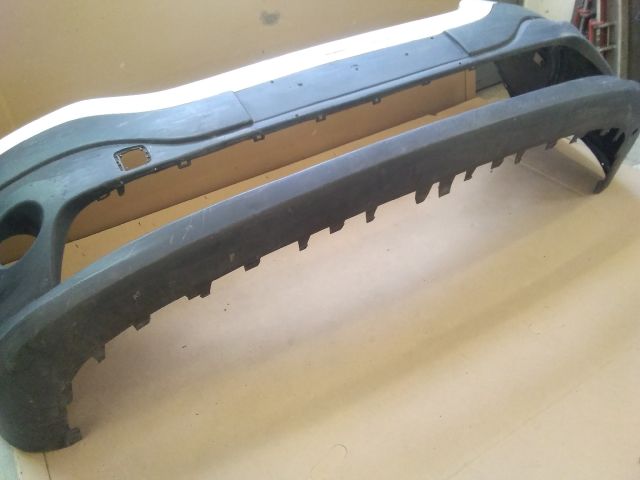 bontott RENAULT TRAFIC Első Lökhárító (Üresen)