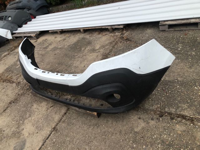 bontott RENAULT TRAFIC Első Lökhárító (Üresen)