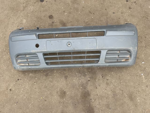 bontott RENAULT TRAFIC Első Lökhárító (Üresen)