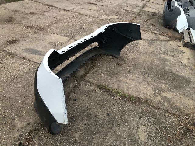 bontott RENAULT TRAFIC Első Lökhárító (Üresen)