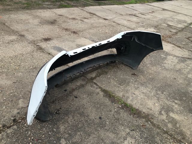 bontott RENAULT TRAFIC Első Lökhárító (Üresen)