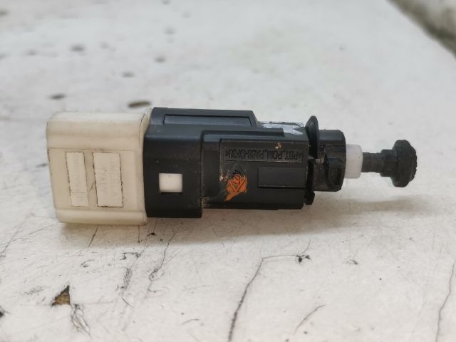 bontott RENAULT TRAFIC Fék Pedál Kapcsoló