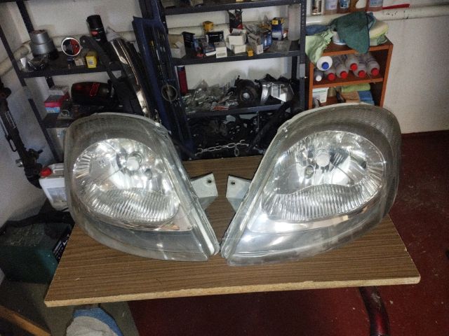 bontott RENAULT TRAFIC Fényszóró Pár